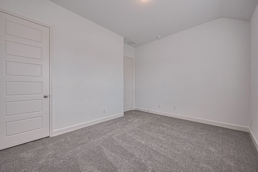 Representative unfurnished interior of a home built from the 2620 by Colina Homes in River Ranch, Dayton (Image 22).