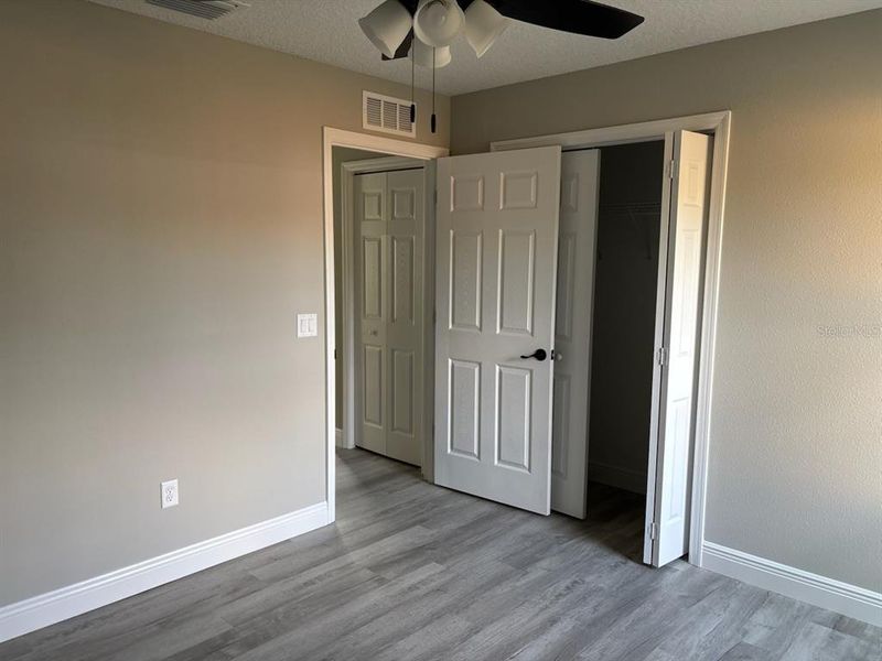 Spacious, unfurnished interior of a new home in , Citrus Springs (Image 17).