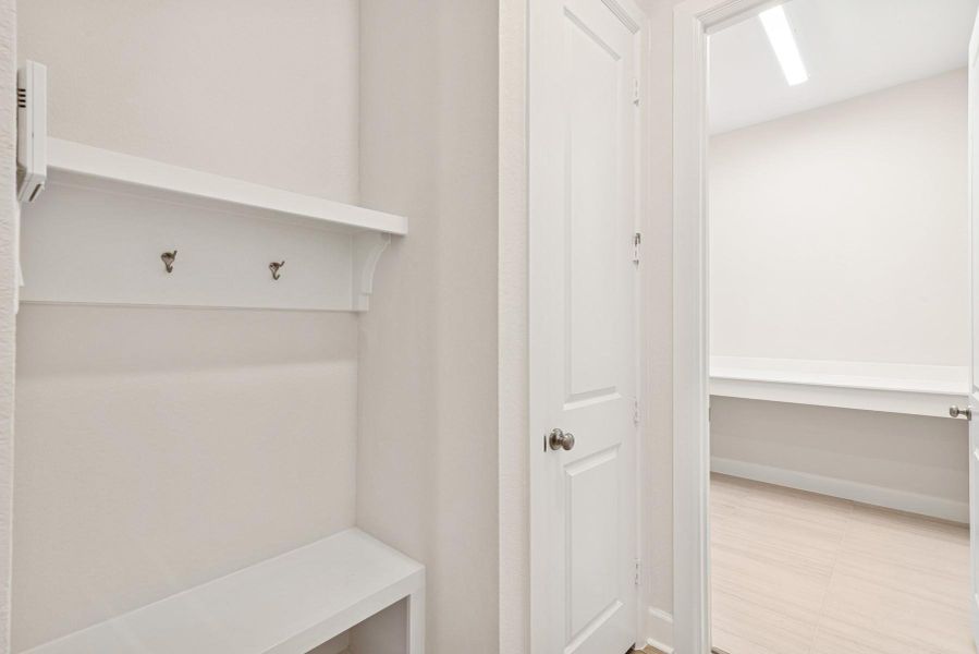 Furnished interior view inside a new home in ARTAVIA 45' Homesites, Conroe (Image 11). Furnished interior view inside a new home in ARTAVIA 45' Homesites, Conroe (Image 11).