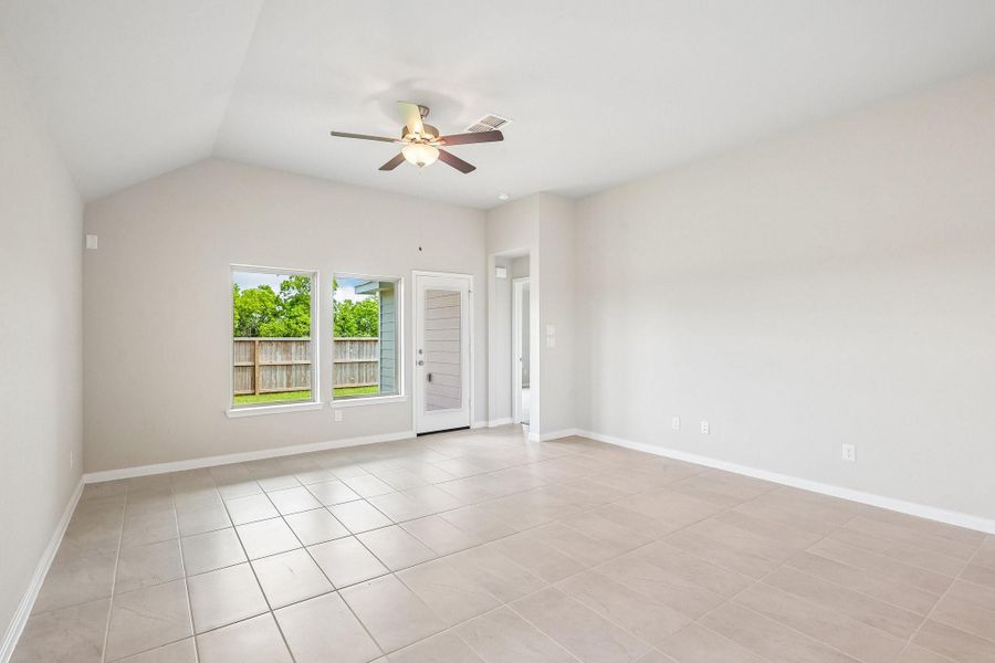 Spacious, unfurnished interior of a new home in Aldeana, Bonney (Image 32). Spacious, unfurnished interior of a new home in Aldeana, Bonney (Image 32).