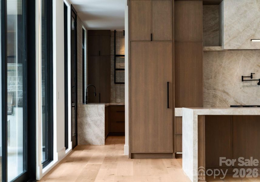 Path from the kitchen to the scullery. Path from the kitchen to the scullery.