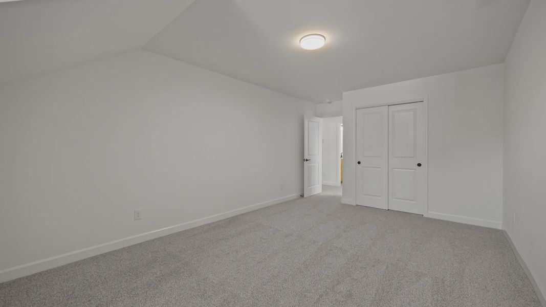 Spacious, unfurnished interior of a new home in Village at Maple Leaf Farm, King (Image 21).