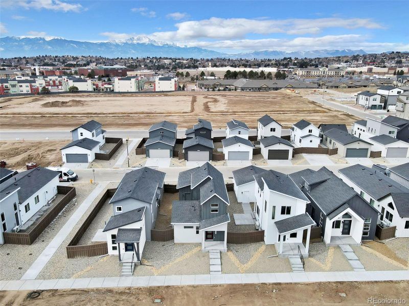 Image 36 of a home in . Image 36 of a home in .