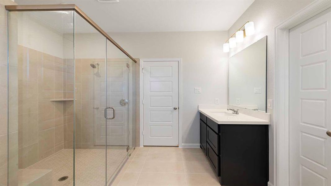 Furnished interior view inside a new home in Avondale, Fate (Image 7).