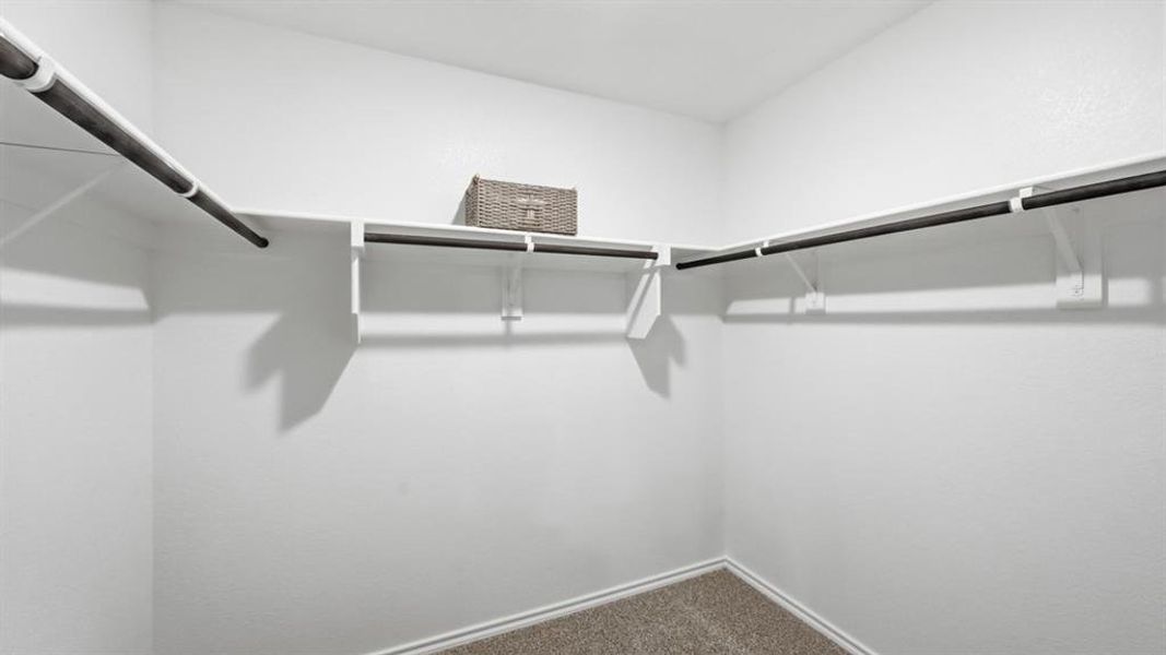 Spacious, unfurnished interior of a new home in Lonestar at Liberty Trails, Fort Worth (Image 21).