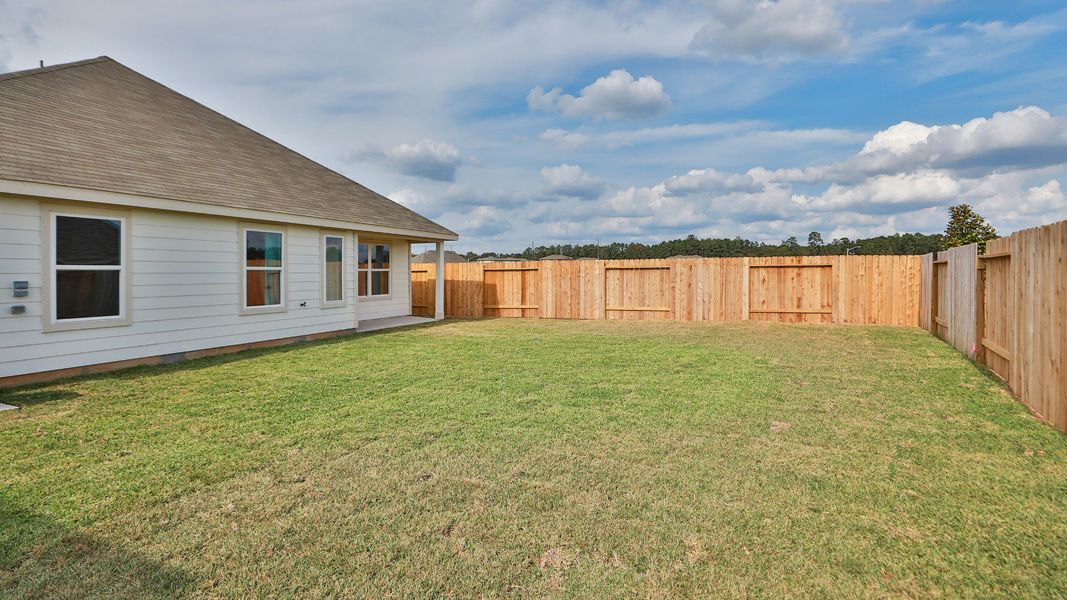 Exterior details and patio area of a home in Cielo, Conroe (Image 20). Exterior details and patio area of a home in Cielo, Conroe (Image 20).