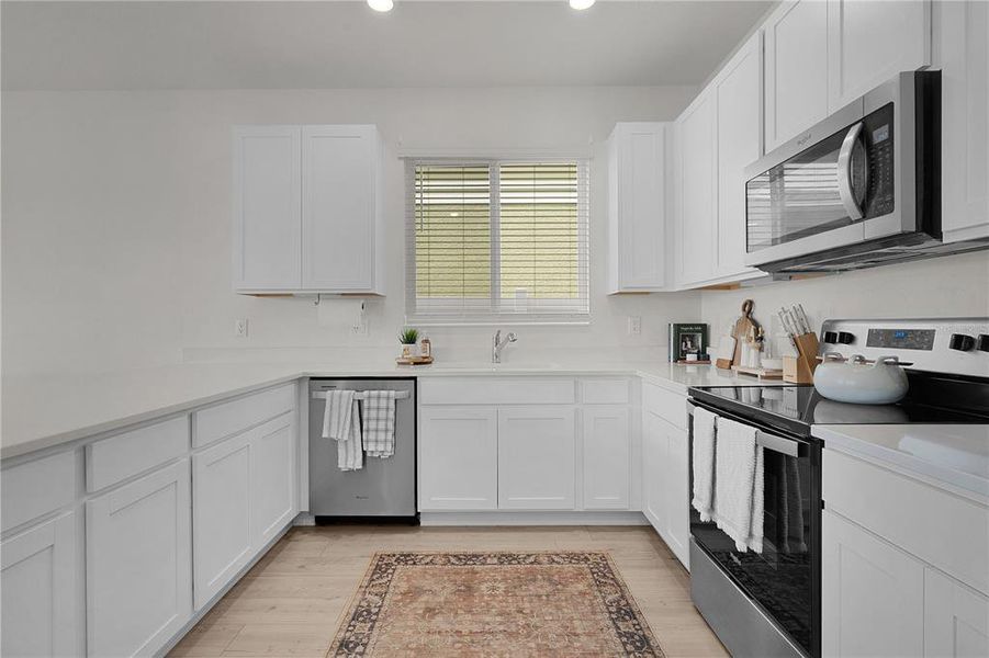 Furnished interior view inside a new home in , Clermont (Image 25).