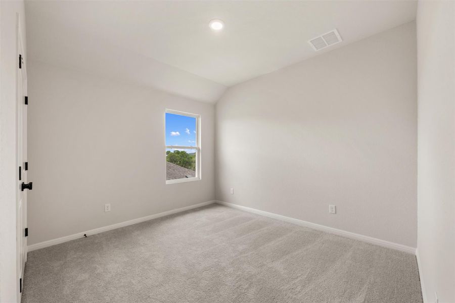 Spacious, unfurnished interior of a new home in Cannon Ranch, Dripping Springs (Image 33).