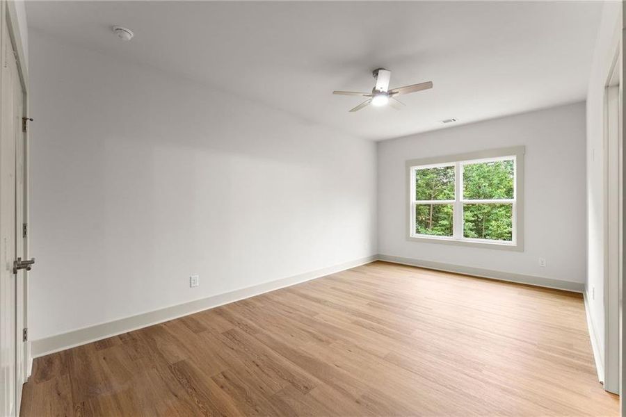 Spacious, unfurnished interior of a new home in , Baldwin (Image 25).