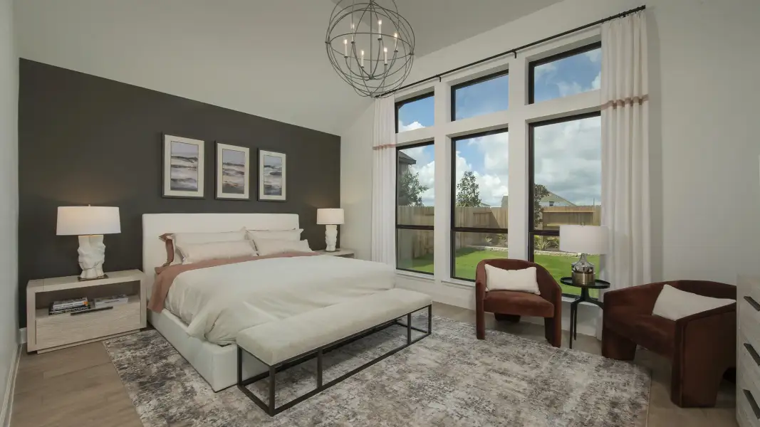 Representative furnished interior of a home built from the 3399W by Perry Homes in Briarley, Montgomery (Image 55).