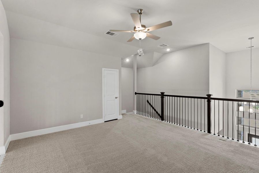 Spacious, unfurnished interior of a new home in Coastal Point, League City (Image 23).
