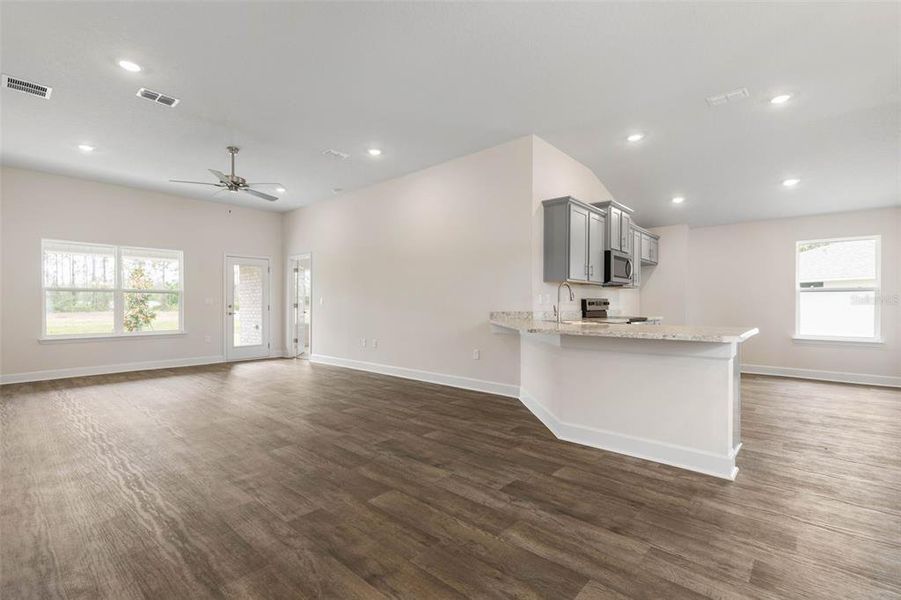Spacious, unfurnished interior of a new home in Palm Coast, Palm Coast (Image 27). Spacious, unfurnished interior of a new home in Palm Coast, Palm Coast (Image 27).