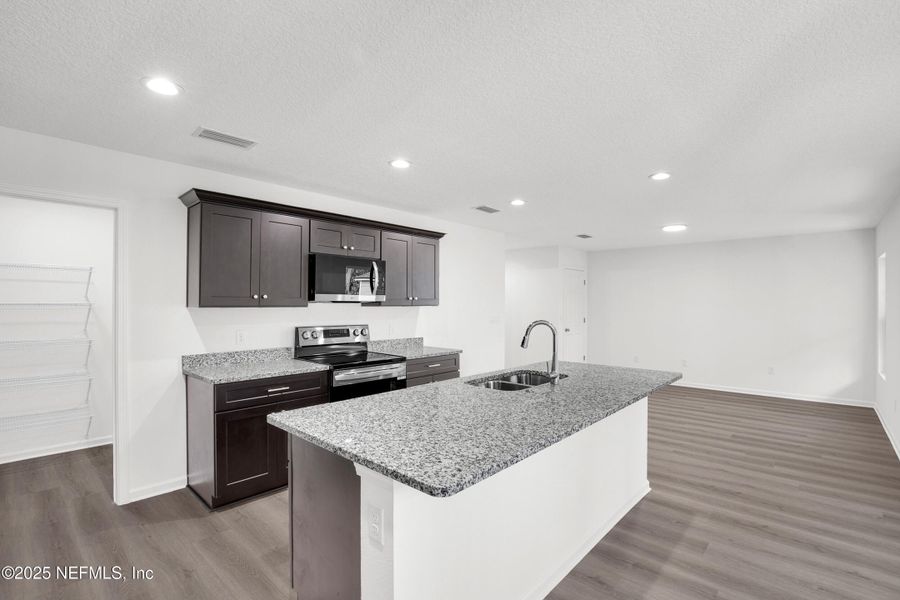 Furnished interior view inside a new home in , Palatka (Image 18).