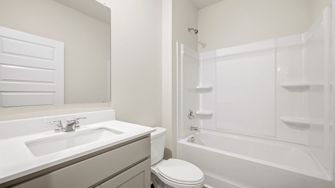 Image 34 representing the Hayden by D.R. Horton in Jackson Landing, Jefferson, GA.