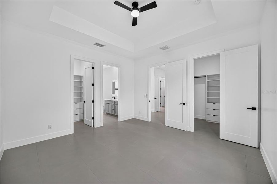 Spacious, unfurnished interior of a new home in , Port Charlotte (Image 32).