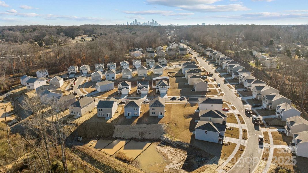 Image 35 of a home in .