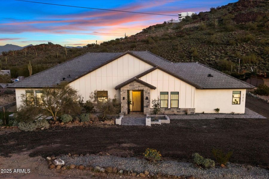 Twighlight - Looking East Twighlight - Looking East