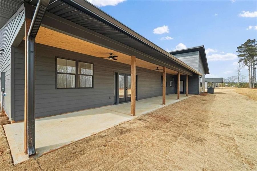 Exterior details and patio area of a home in , Waco (Image 20).