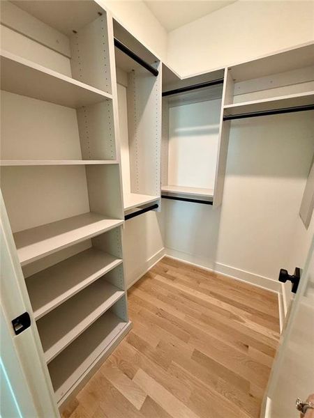 Image 89 of a home in .