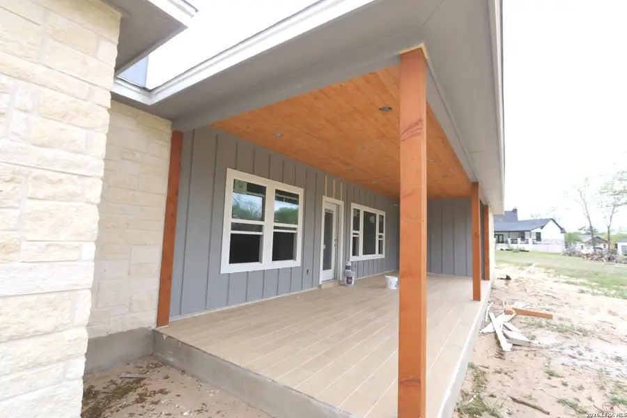 Exterior details and patio area of a home in , La Vernia (Image 1). Exterior details and patio area of a home in , La Vernia (Image 1).