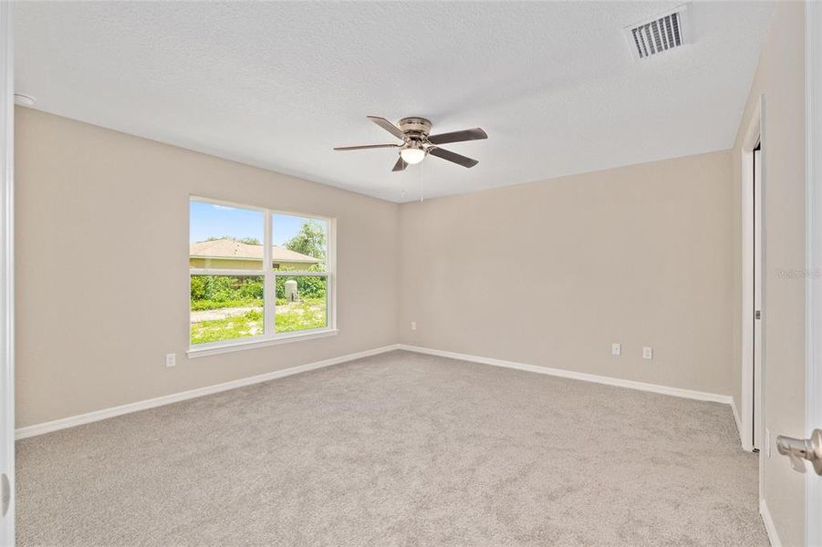 Spacious, unfurnished interior of a new home in , Dunnellon (Image 17). Spacious, unfurnished interior of a new home in , Dunnellon (Image 17).