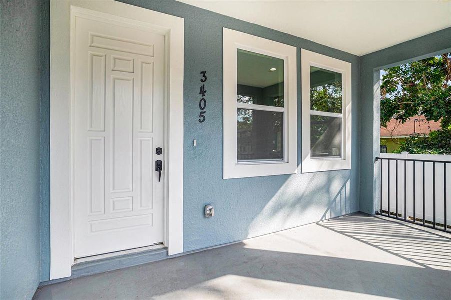 Exterior details and patio area of a home in , Tampa (Image 17).