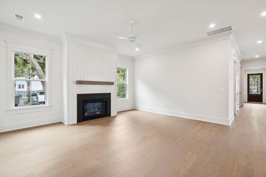 Spacious, unfurnished interior of a new home in , Awendaw (Image 31).