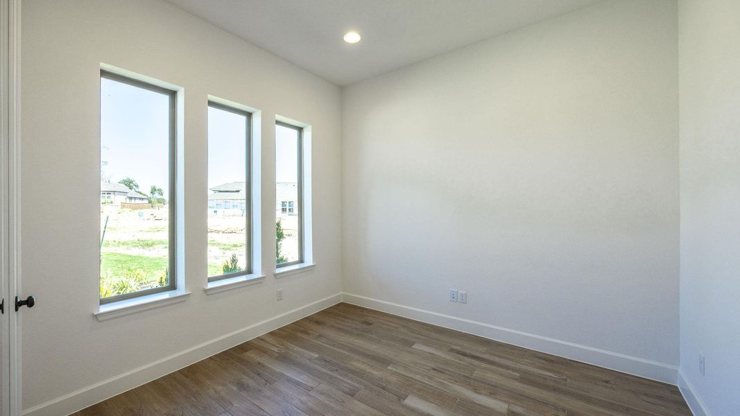 Spacious, unfurnished interior of a new home in Parmer Ranch, Georgetown (Image 7). Spacious, unfurnished interior of a new home in Parmer Ranch, Georgetown (Image 7).