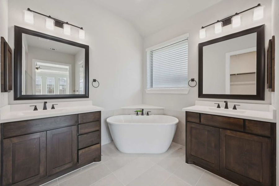 Furnished interior view inside a new home in Trinity Falls, McKinney (Image 8).
