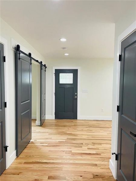 Spacious, unfurnished interior of a new home in , Atlanta (Image 28). Spacious, unfurnished interior of a new home in , Atlanta (Image 28).