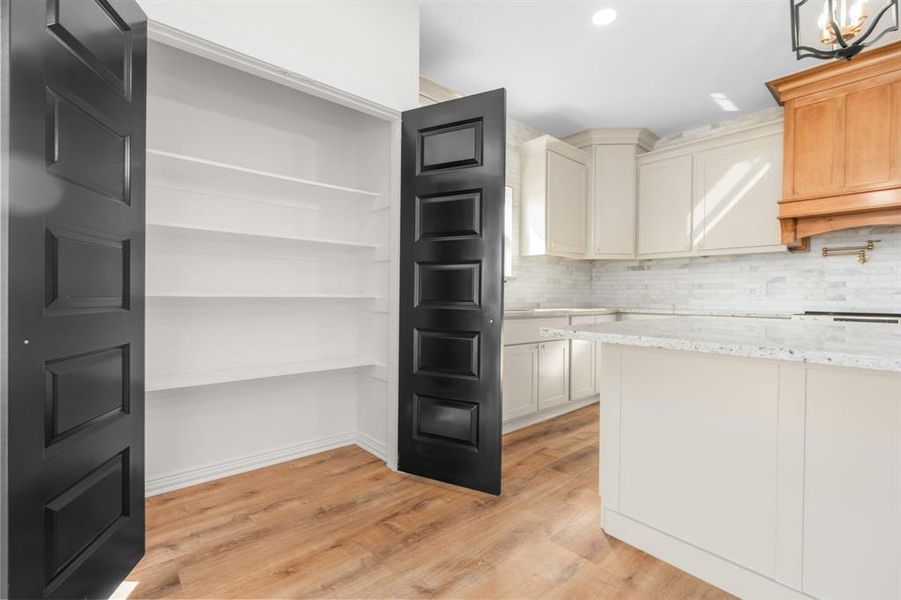 Large pantry storage Large pantry storage