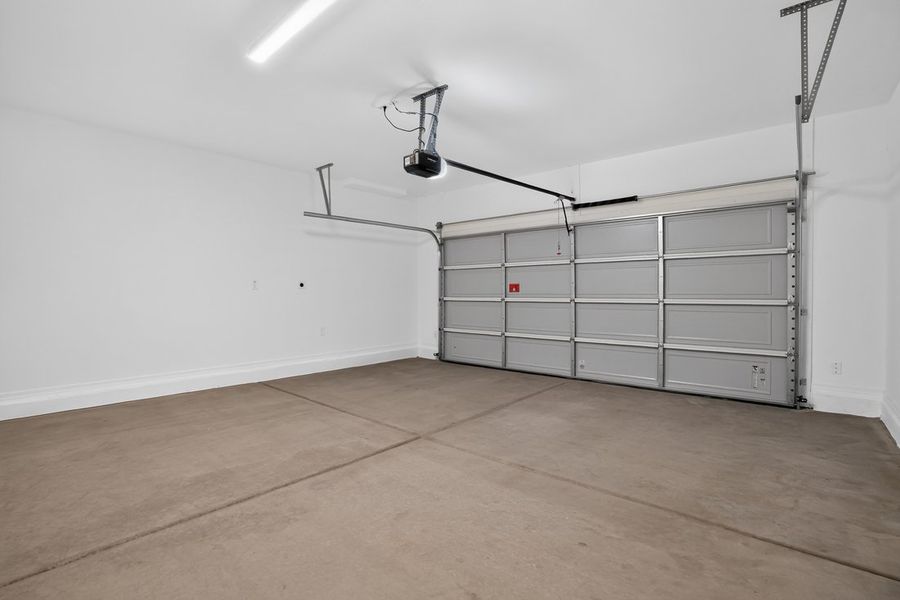 Spacious, unfurnished interior of a new home in Rancho Mercado, Surprise (Image 26). Spacious, unfurnished interior of a new home in Rancho Mercado, Surprise (Image 26).