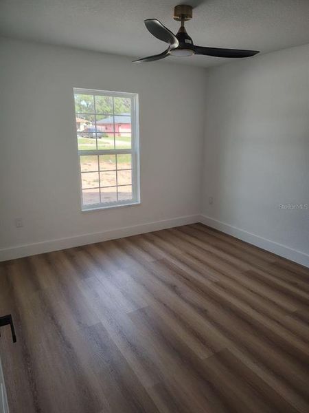 Spacious, unfurnished interior of a new home in , Ocala (Image 11).