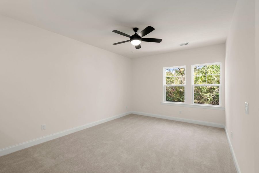 Spacious, unfurnished interior of a new home in , Hollywood (Image 24).