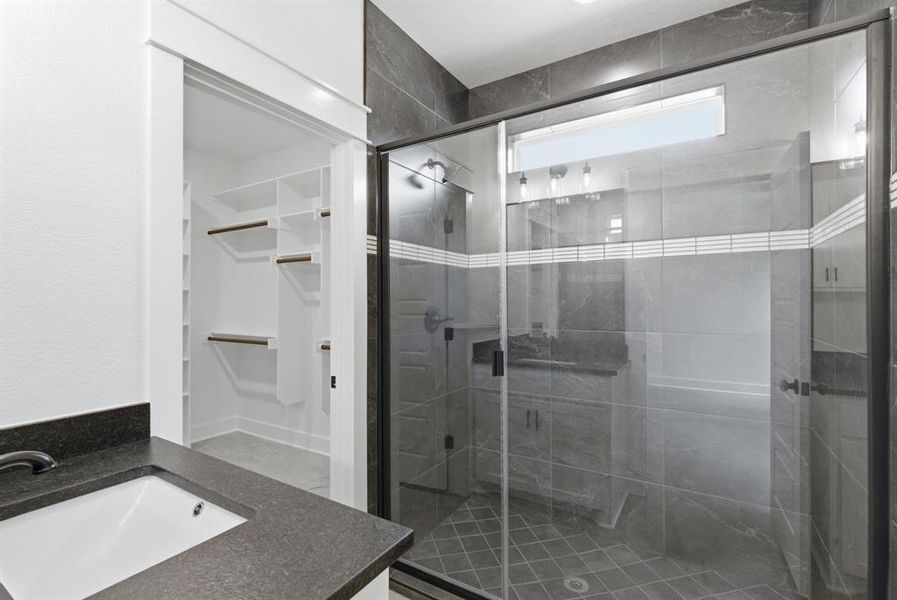 Furnished interior view inside a new home in , Weatherford (Image 12).