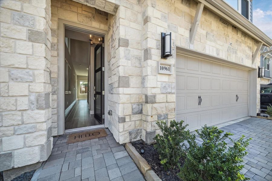 Exterior details and patio area of a home in Brittmoore Crossing, Houston (Image 16). Exterior details and patio area of a home in Brittmoore Crossing, Houston (Image 16).