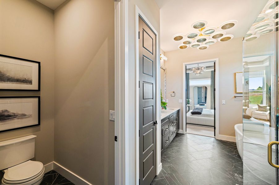 Representative furnished interior of a home built from the Winslow by Fischer Homes in Twin Lakes, Hoschton (Image 15).