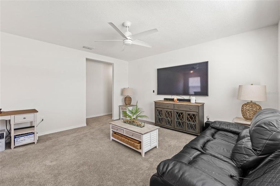 Furnished interior view inside a new home in Eden Hills, Lake Alfred (Image 16).