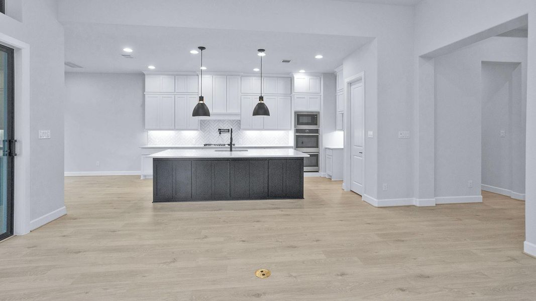 Image 17 of a home in Kresston 65'.