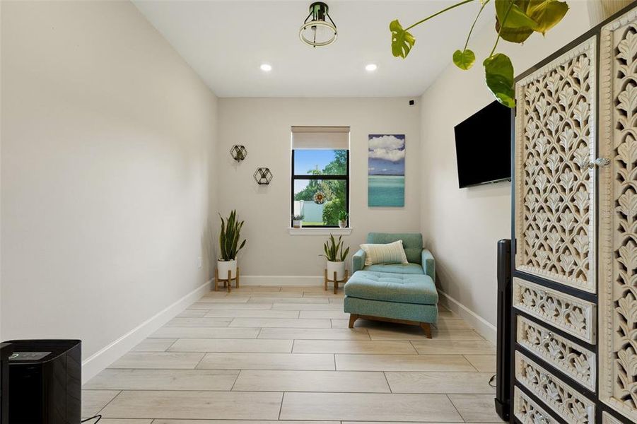 Furnished interior view inside a new home in , Bradenton (Image 38). Furnished interior view inside a new home in , Bradenton (Image 38).