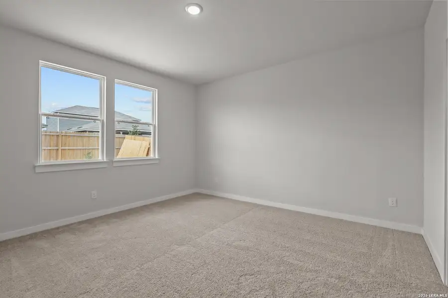 Spacious, unfurnished interior of a new home in Hiddenbrooke, Seguin (Image 18).