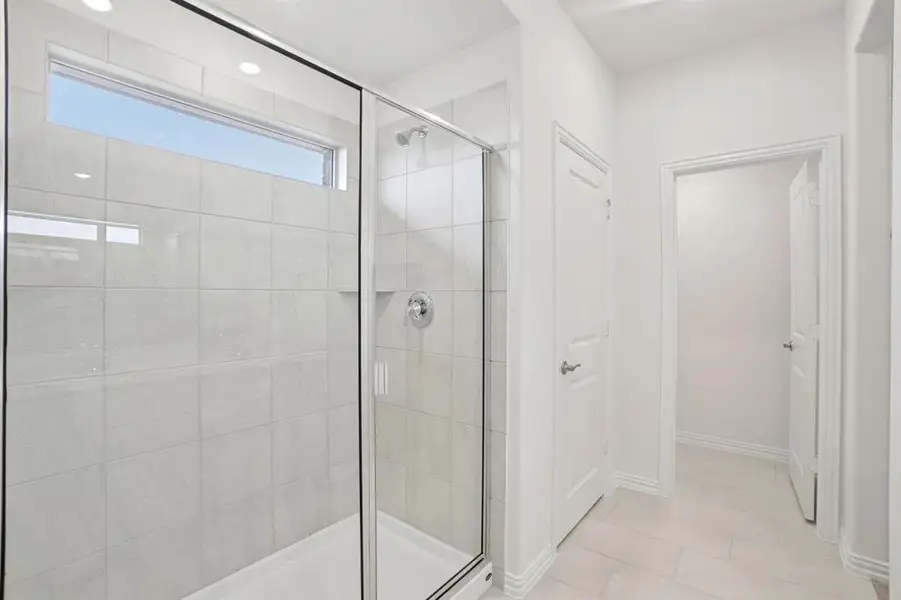 Photo is not of the actual home, but is an inspirational photo of builder’s model home and may depict options, furnishings, and/or decorator features that are not included. Photo is not of the actual home, but is an inspirational photo of builder’s model home and may depict options, furnishings, and/or decorator features that are not included.