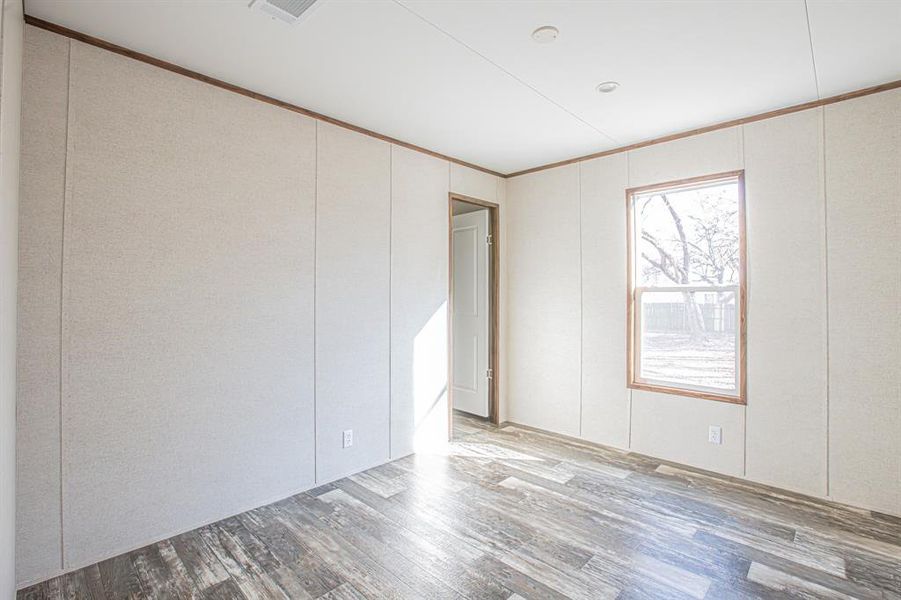 Spacious, unfurnished interior of a new home in , Azle (Image 21).