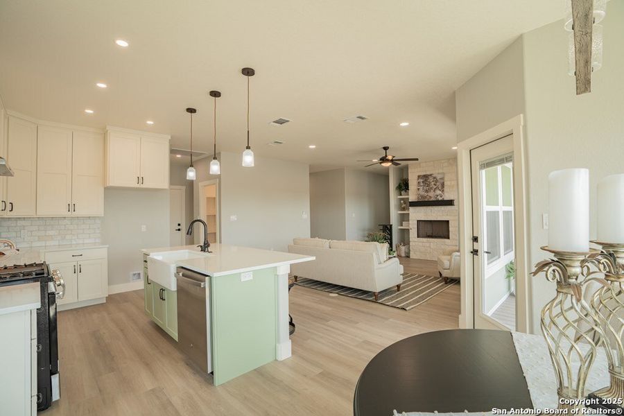 Furnished interior view inside a new home in , Kerrville (Image 5).