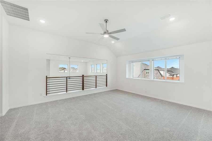 Spacious, unfurnished interior of a new home in Country Lakes Classic 60, Argyle (Image 17).