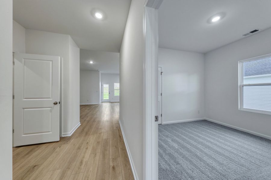 Spacious, unfurnished interior of a new home in Jordan Grove, Conway (Image 24).