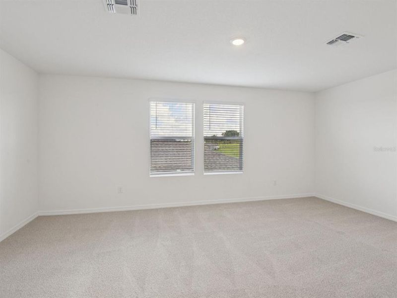 Spacious, unfurnished interior of a new home in Benton Hills - Classic Series, Brooksville (Image 18).