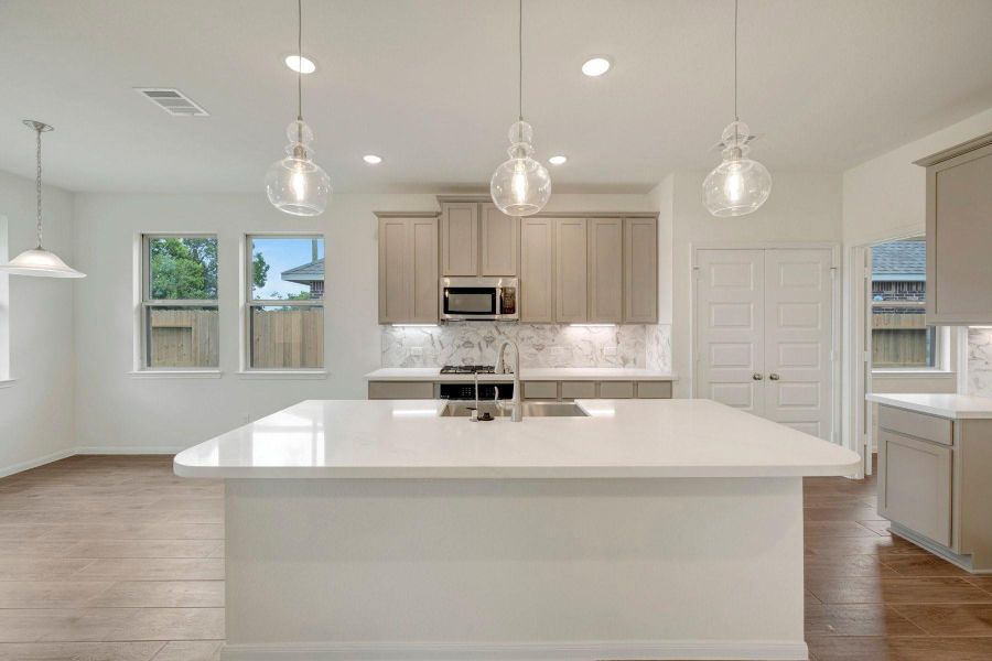 Chef-worthy island kitchen (*Photo not of actual home and used for illustration purposes only.) Chef-worthy island kitchen (*Photo not of actual home and used for illustration purposes only.)