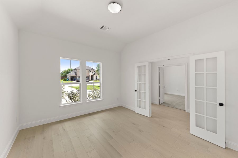 Spacious, unfurnished interior of a new home in Lovers Landing, Forney (Image 25). Spacious, unfurnished interior of a new home in Lovers Landing, Forney (Image 25).