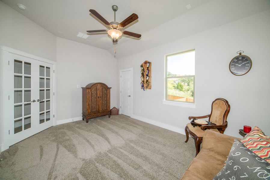Representative furnished interior of a home built from the The Biltmore by Whitestone Custom Homes in Johnson Ranch, Bulverde (Image 27). Representative furnished interior of a home built from the The Biltmore by Whitestone Custom Homes in Johnson Ranch, Bulverde (Image 27).